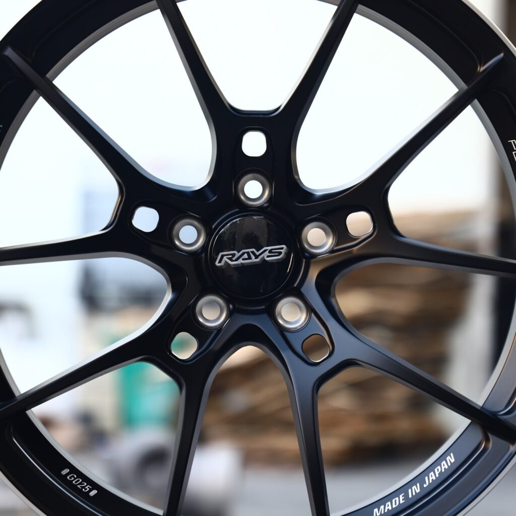 Subaru WRX wheels – Rays Volk Racing Gloss Black 5 Y-Spoke, lip and barrel detail