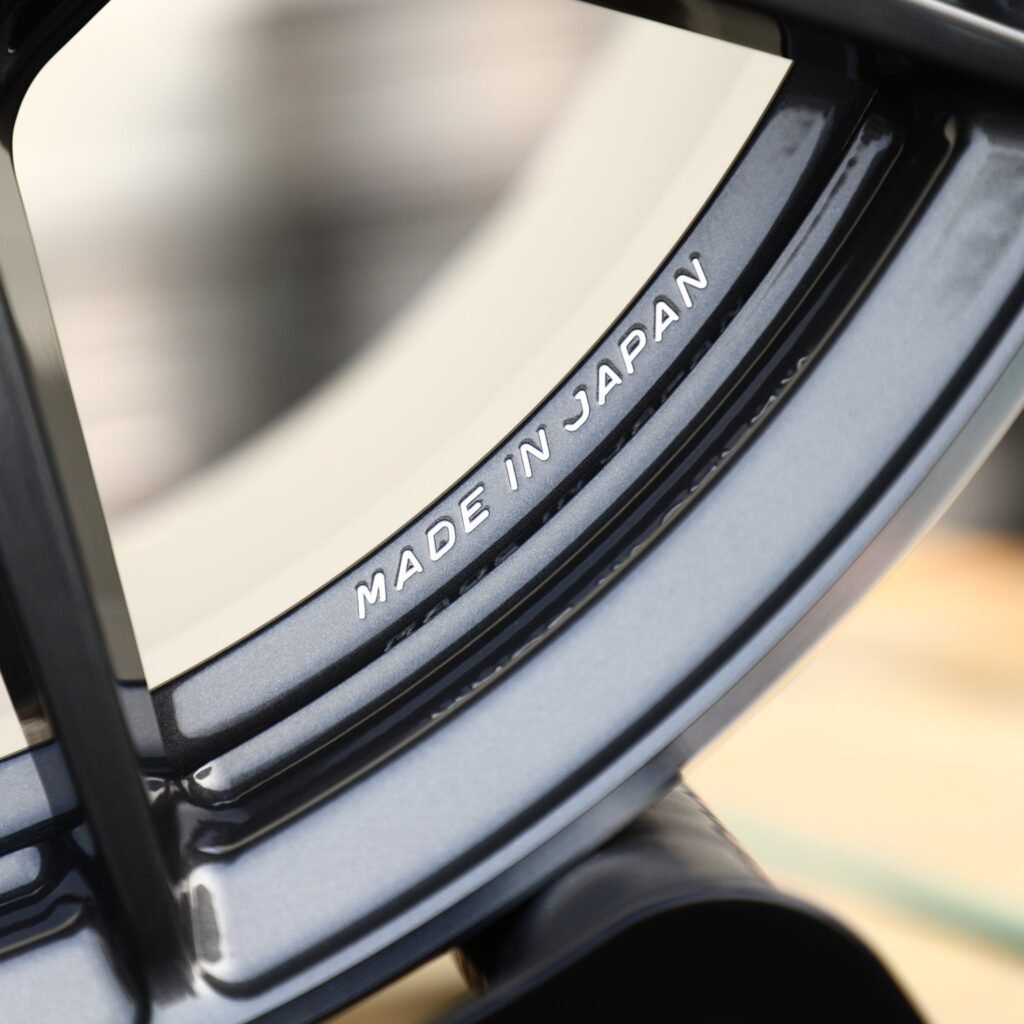 Subaru WRX wheels – Rays Volk Racing Gloss Black 5 Y-Spoke, lip and barrel detail