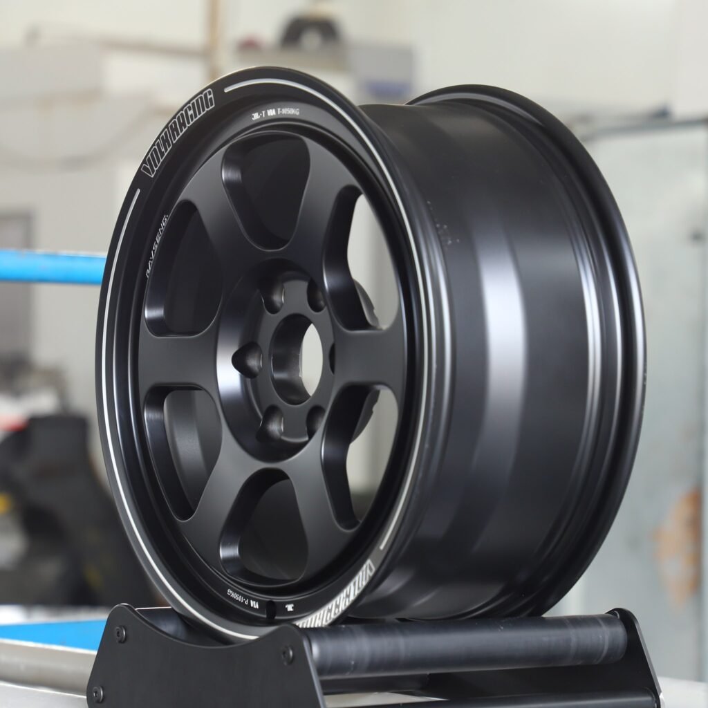 Chevrolet Silverado 1500 wheels – Rays Volk Racing Gloss Black 6-Spoke Deep Lip, lip and barrel detail