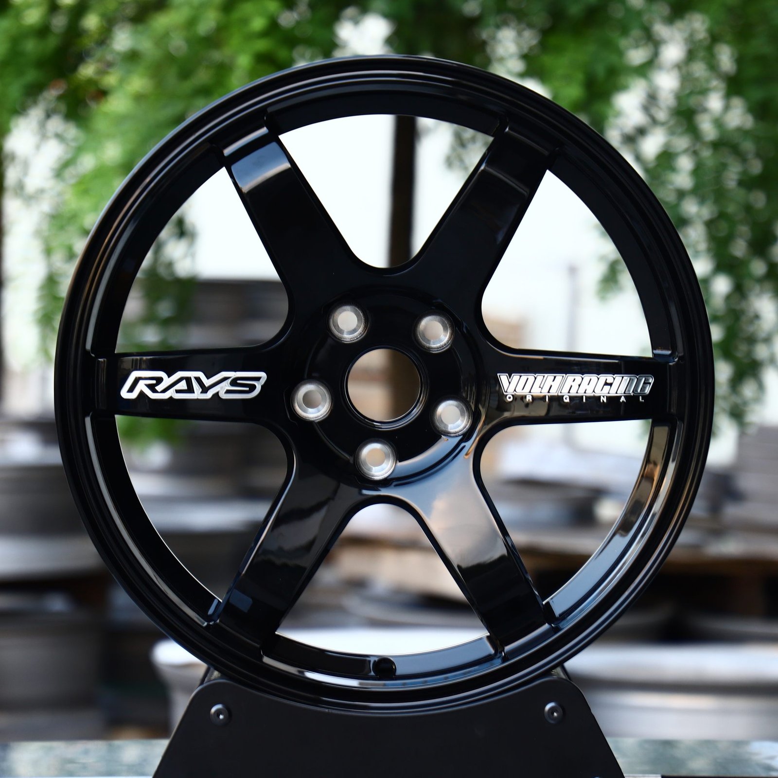Toyota GR86 wheels – Gloss Black 6-Spoke (Rays Volk Racing TE37-Style), front view