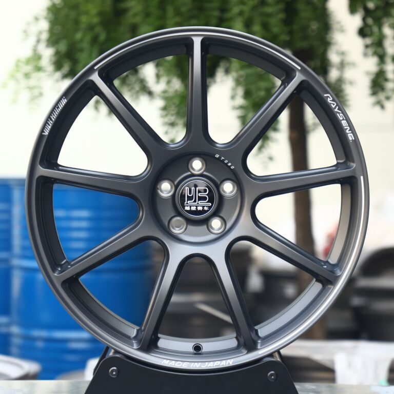Nissan 370Z wheels – Rays Volk Racing Gloss Black / Gunmetal 9-Spoke, front view