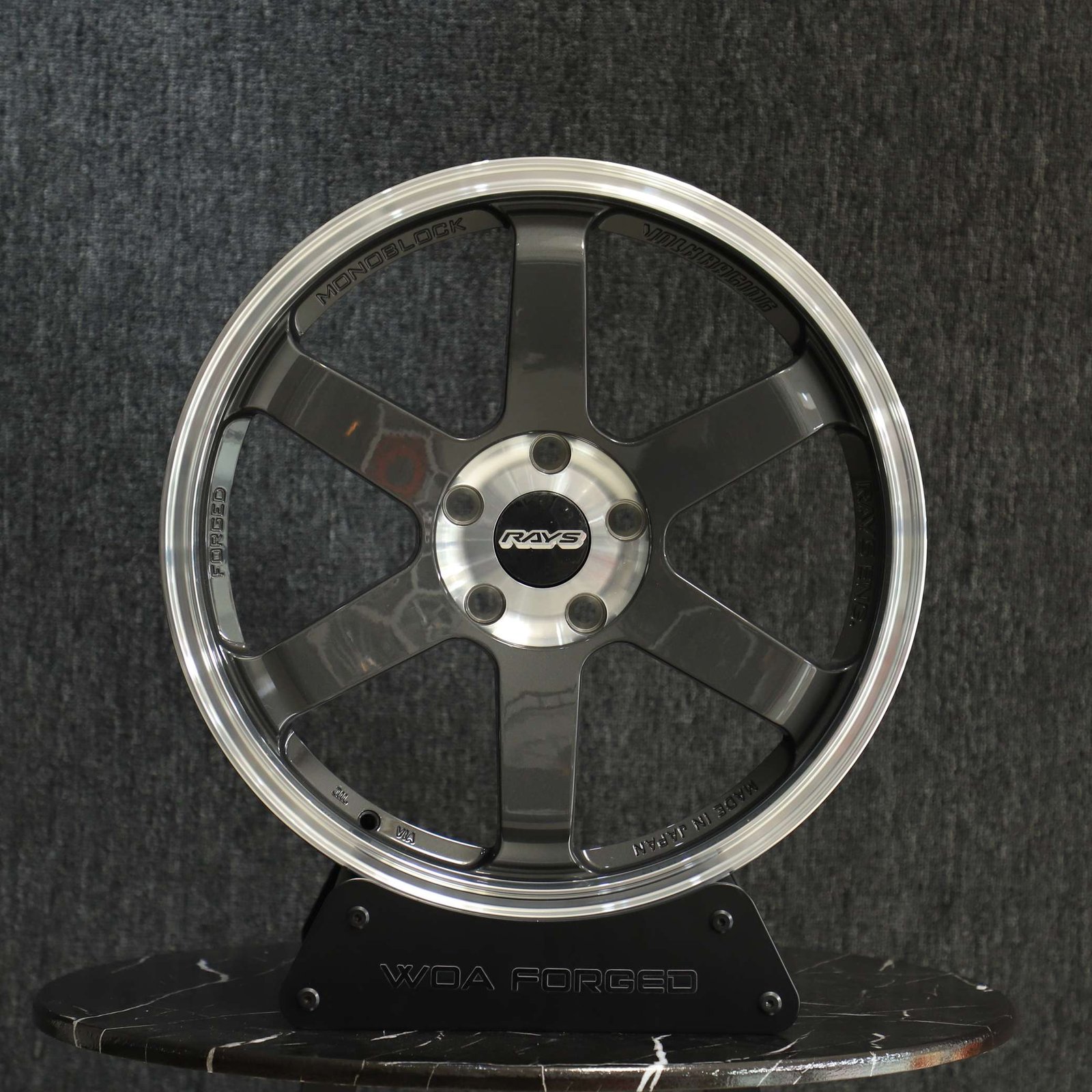 Toyota GR86 wheels – Metallic Gray 5-Spoke Deep Lip (Rays Volk Racing TE37-Style), front view