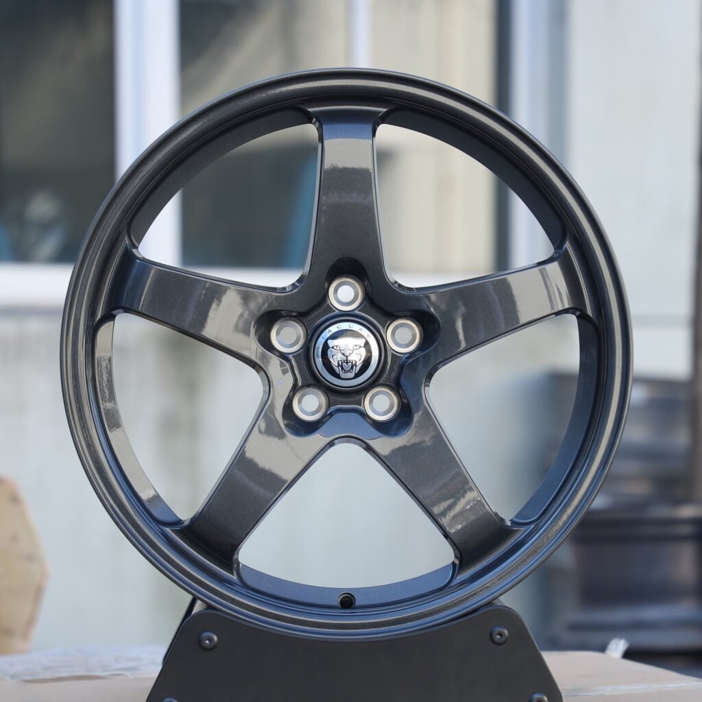 Rays Volk Racing TE37 Light Gunmetal 5-Spoke Deep Lip Forged Wheels - Jaguar F-Type / BMW M3 Fitment (5-Lug) Deep Dish forged wheel