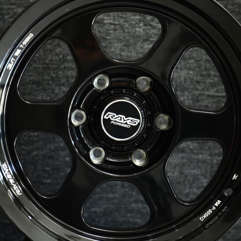 Toyota Tacoma wheels – Matte Black 6-Spoke (Rays Volk Racing TE37XT-Style), front view