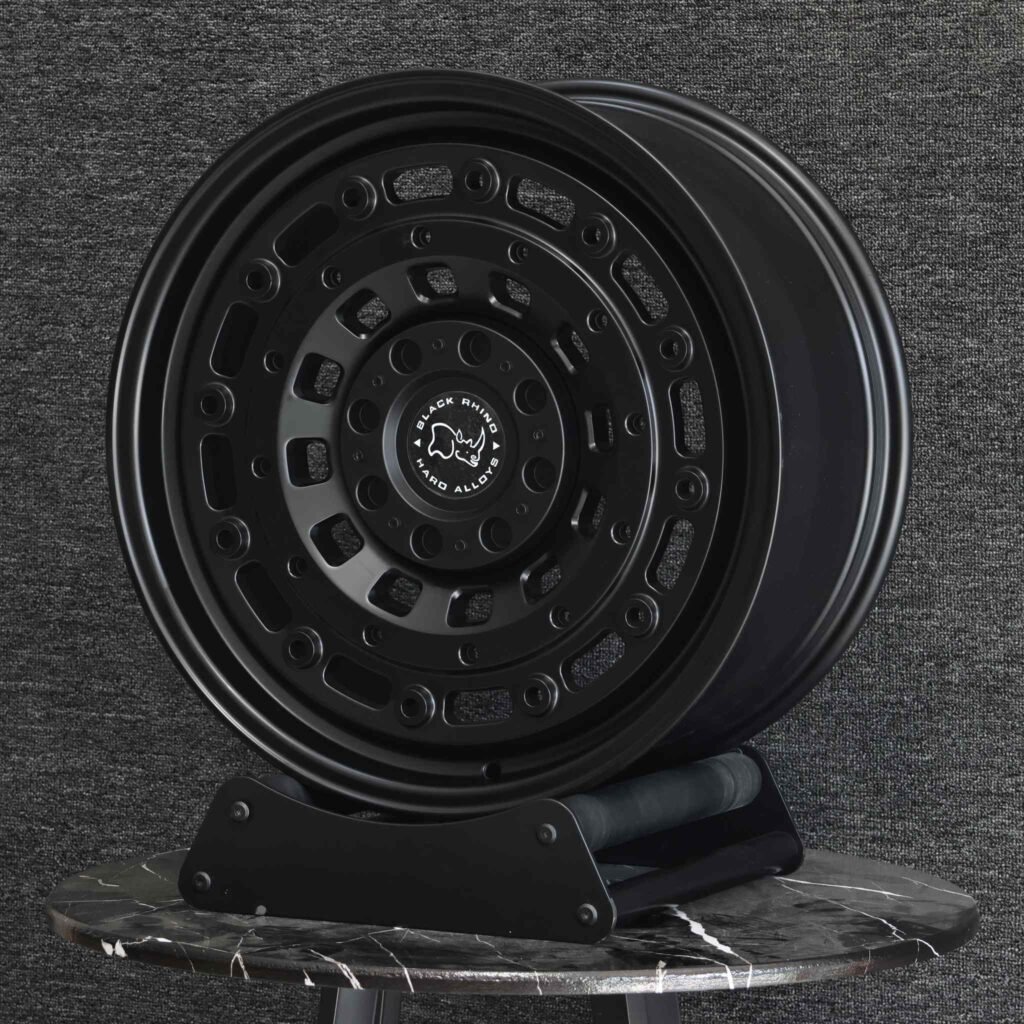 Chevrolet Silverado 1500 wheels – Rhino Custom Finish Full-Face Deep Lip (Black Rhino-Style), lip and barrel detail