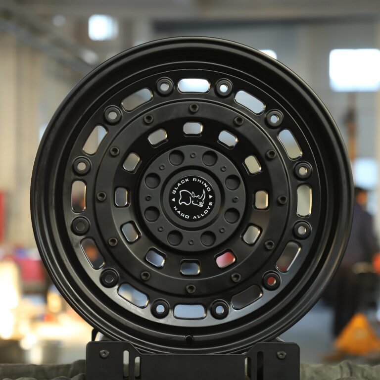 Audi A6 wheels – Rhino Gloss Black Full-Face Deep Lip, front view