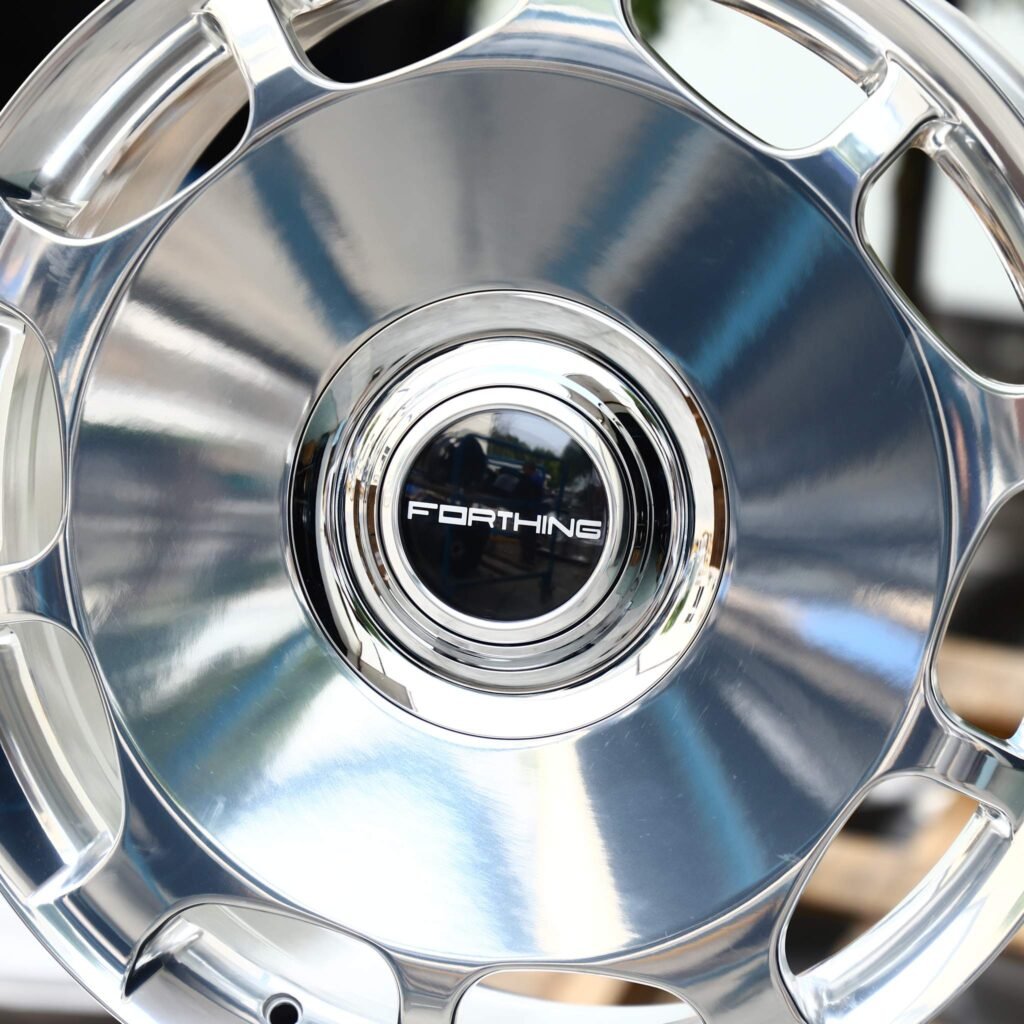 Mercedes-Benz E-Class W213 wheels – Rorthing Bright Silver Full-Face (Forthing OEM-Style), lip and barrel detail