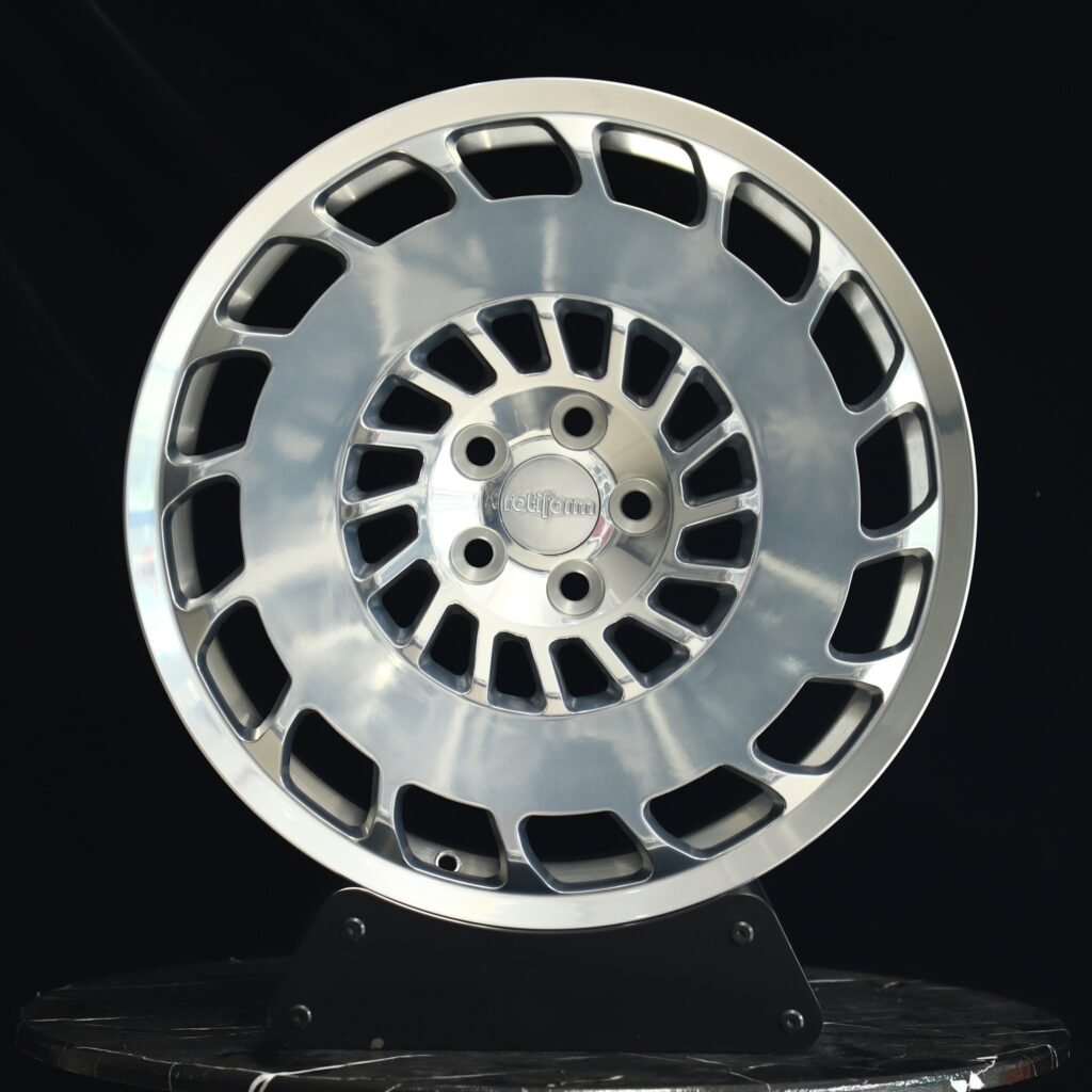 Volkswagen Golf GTI wheels – Rotiform Bright Silver Full-Face Double-Ring, front view