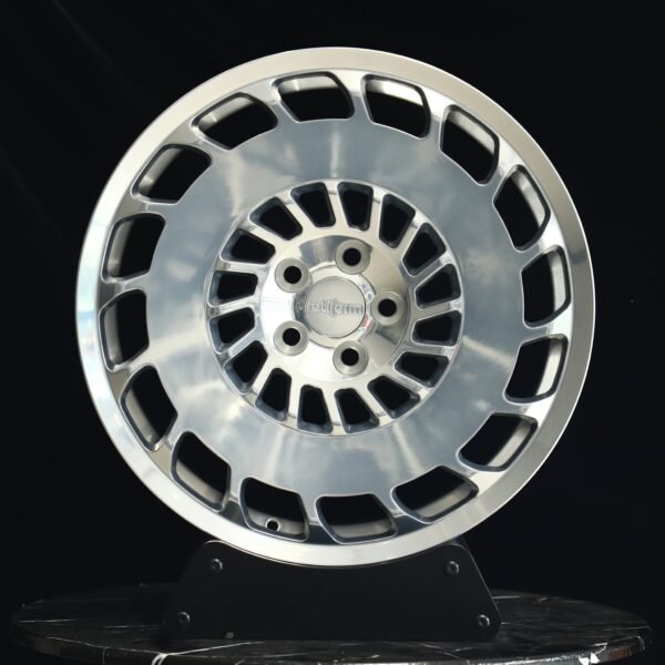 Volkswagen Golf GTI wheels – CCV Silver (Rotiform-Style), front view