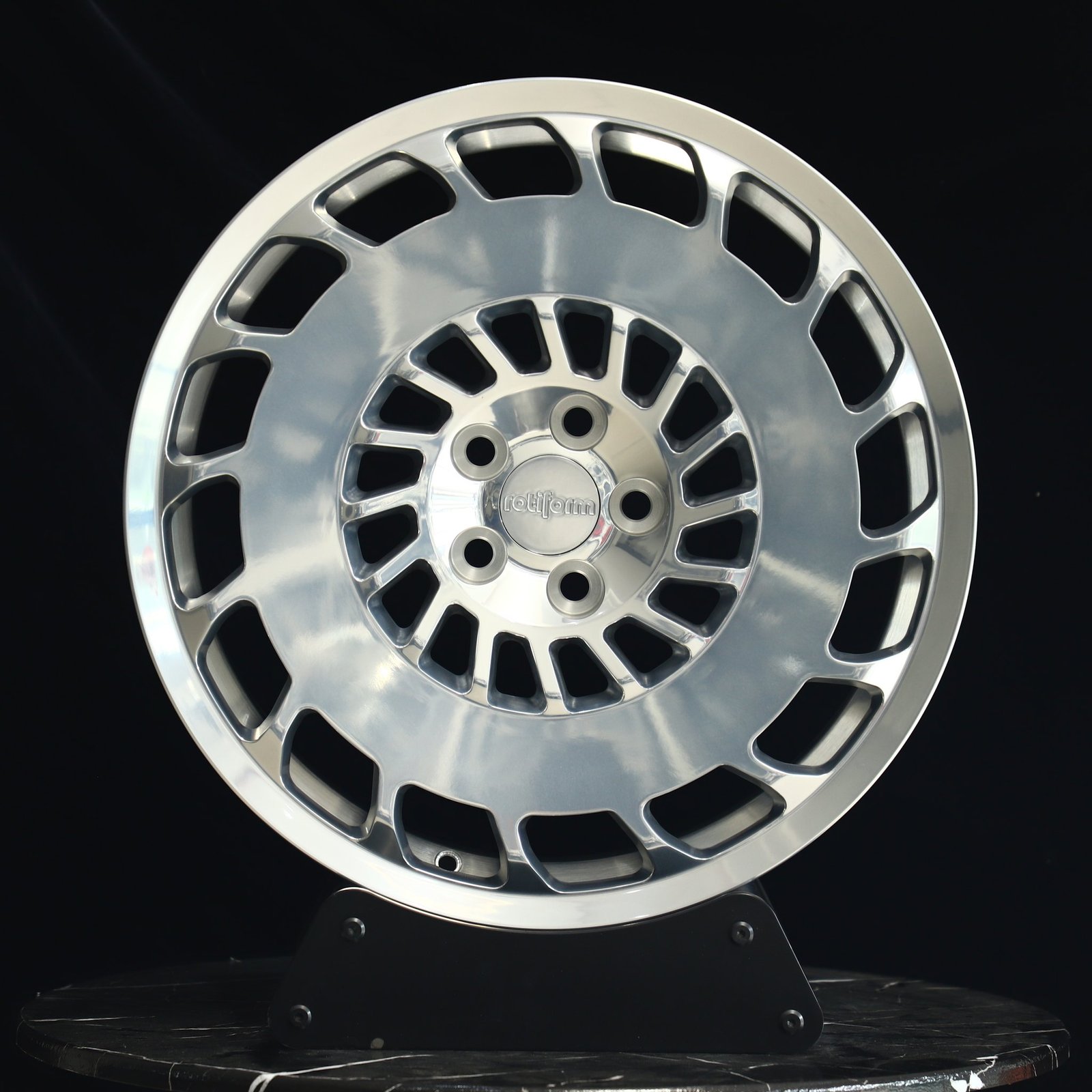 Volkswagen Golf GTI wheels – Rotiform Bright Silver Full-Face Double-Ring, front view