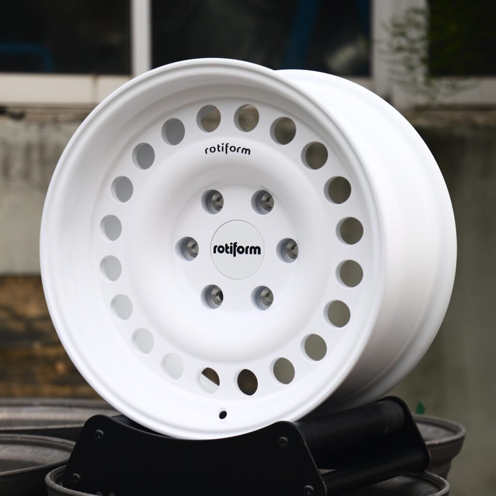 Toyota 4Runner wheels – Rotiform Gloss White Full-Face Deep Lip, angled view