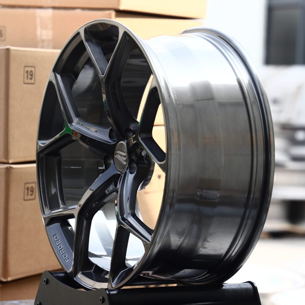 5x130 wheels – Gloss Black 5-Spoke (Rotiform-Style), side view