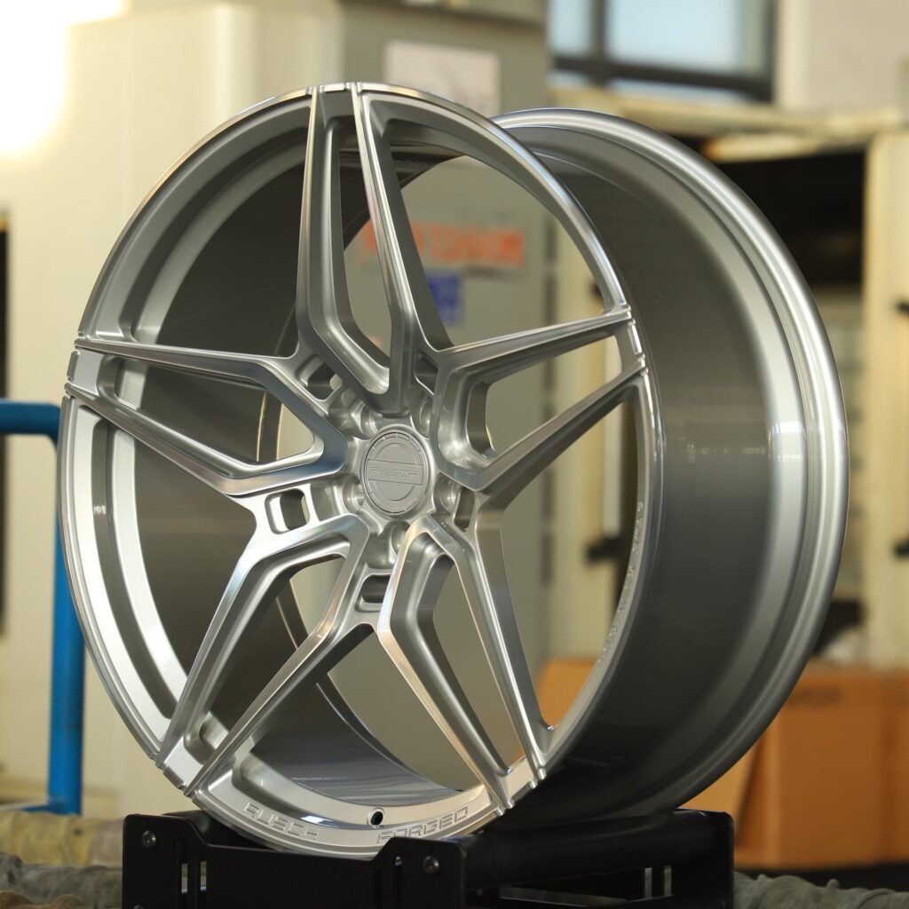 Porsche 911 991 wheels – Rueich Bright Silver 5 Y-Spoke (Porsche OEM-Style), angled view
