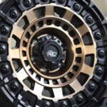 ANK-64215 — спицы крупным планом