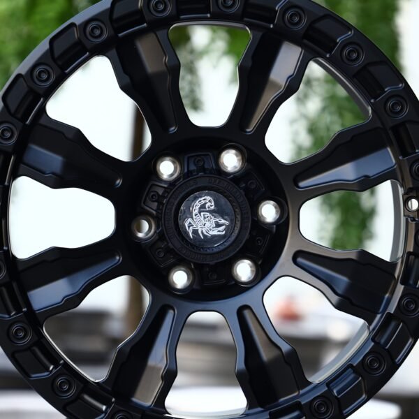 Toyota 4Runner wheels – Scorpion Gloss Black Multi-Spoke Beadlock Ring, front view