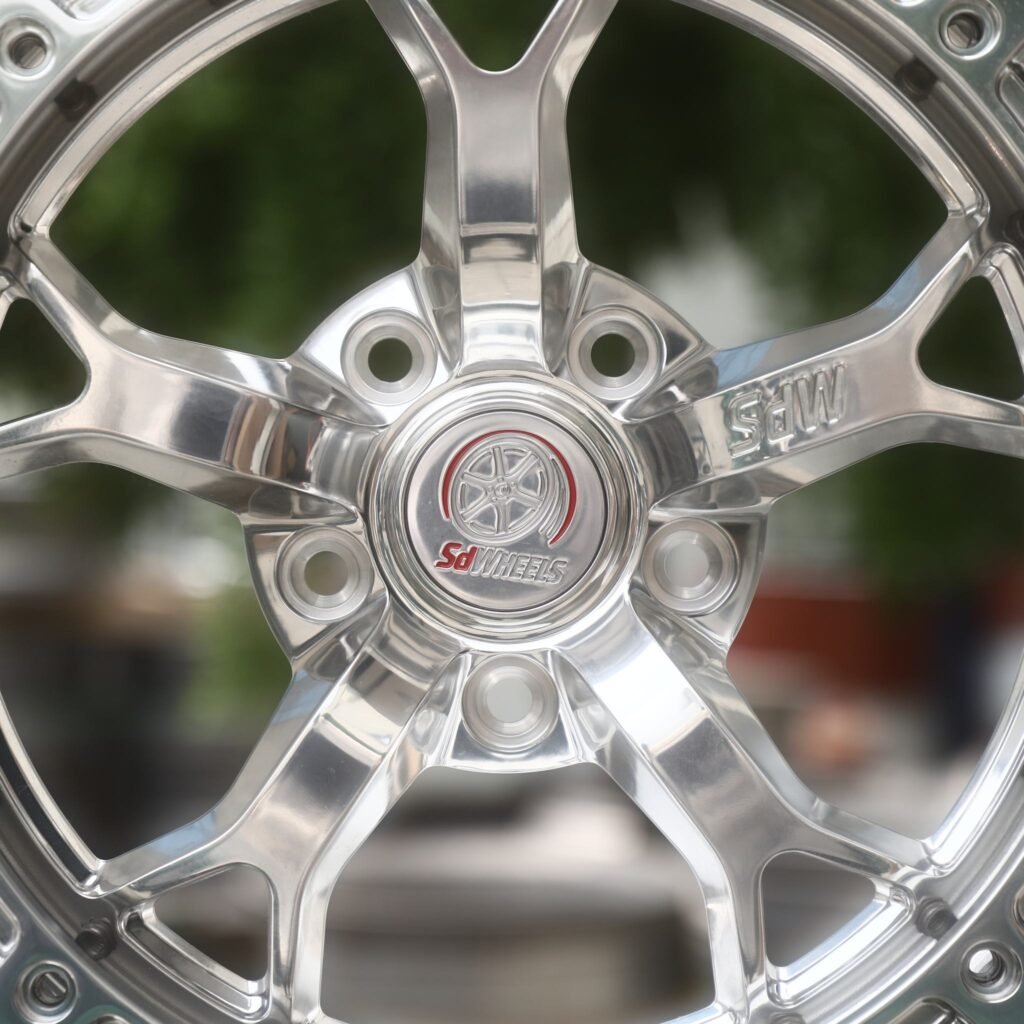 Toyota 4Runner wheels – SD (SD Wheels-Style), lip and barrel detail