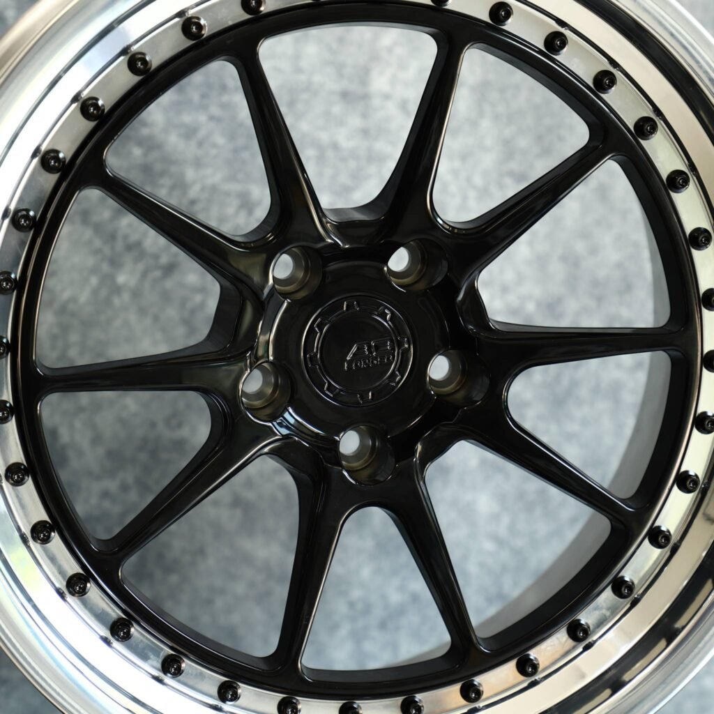 Audi A4 B9 wheels – Silver 2-Piece Deep Lip Riveted, lip and barrel detail