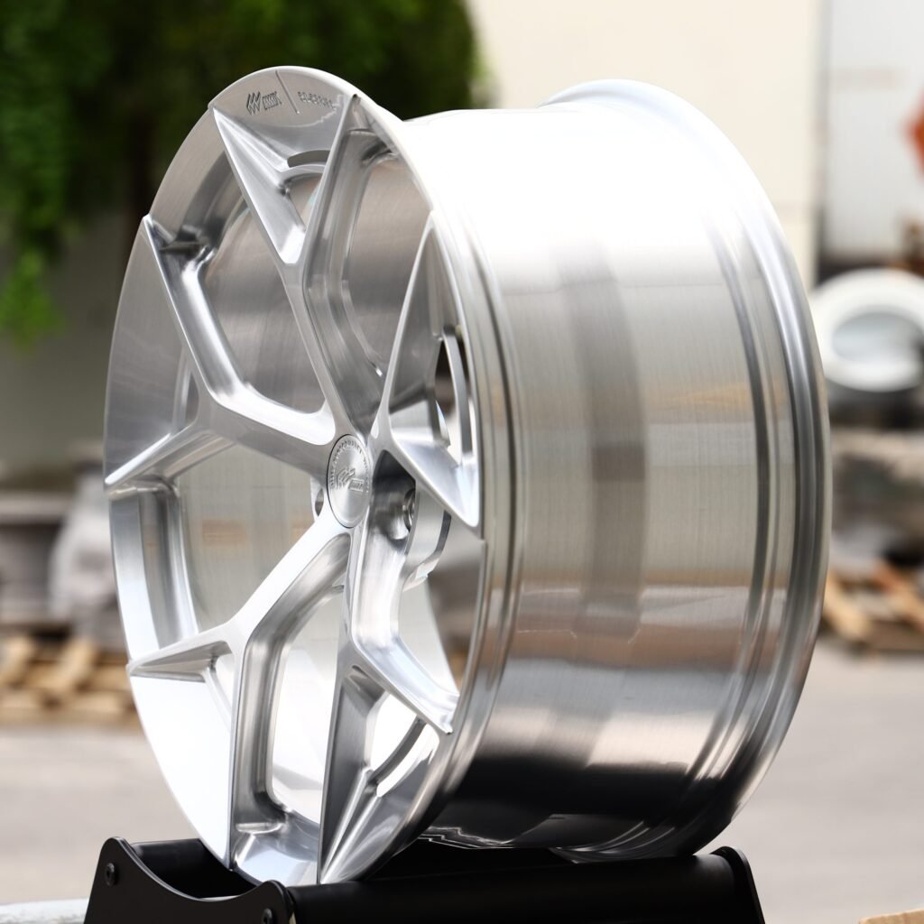 5x112 wheels – Silver 5 Y-Spoke Brushed, side view