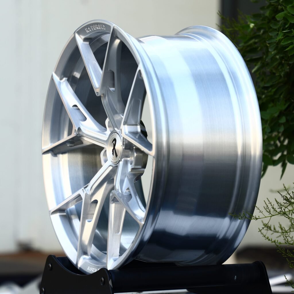 5x112 wheels – Silver 5 Y-Spoke Side-Milled, side view