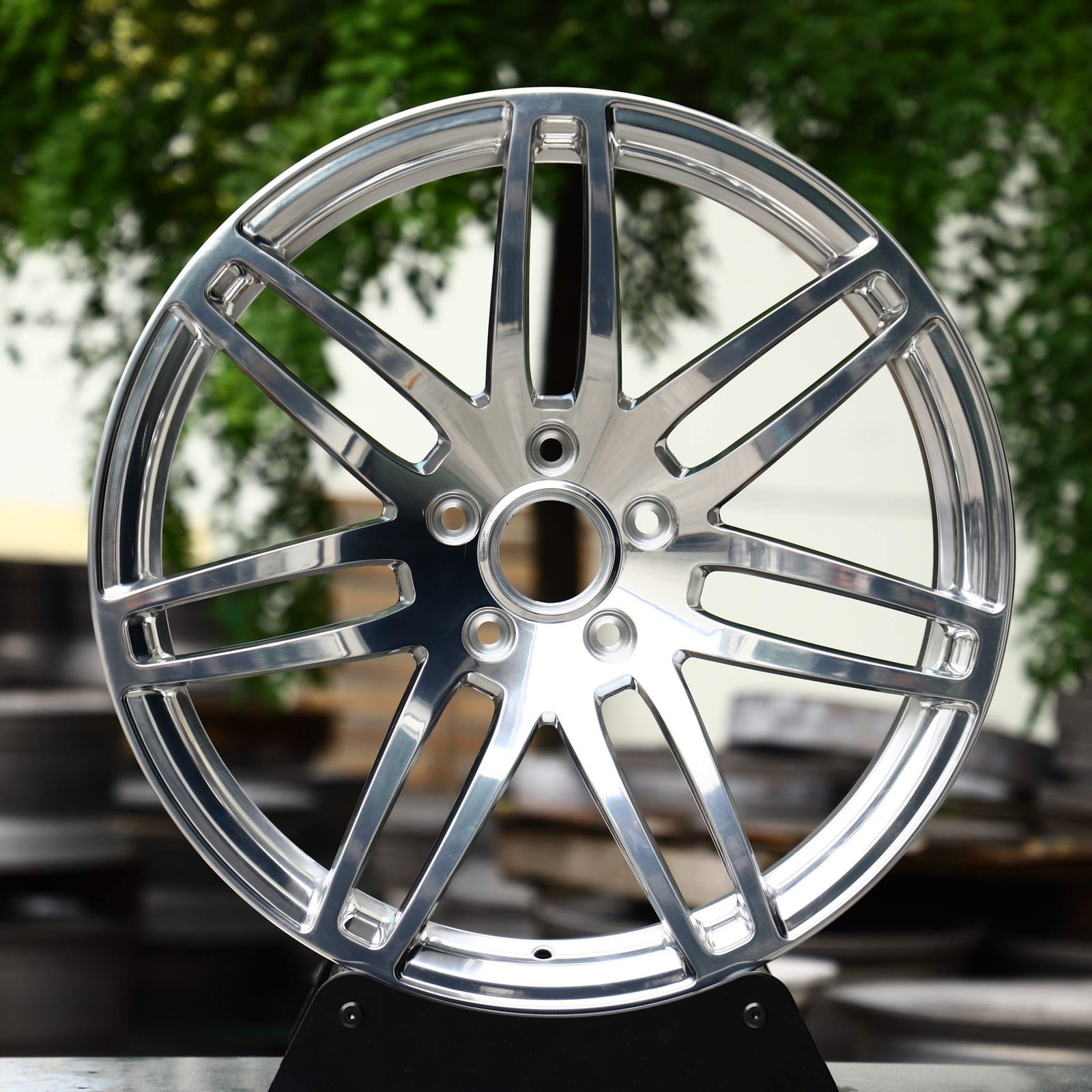 Audi A6 wheels – Silver 6-Spoke, front view