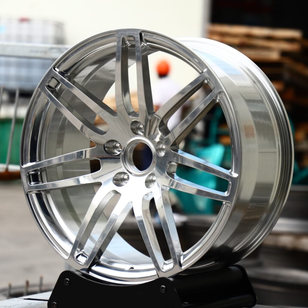 BMW 5 Series wheels – Silver 6-Spoke, angled view