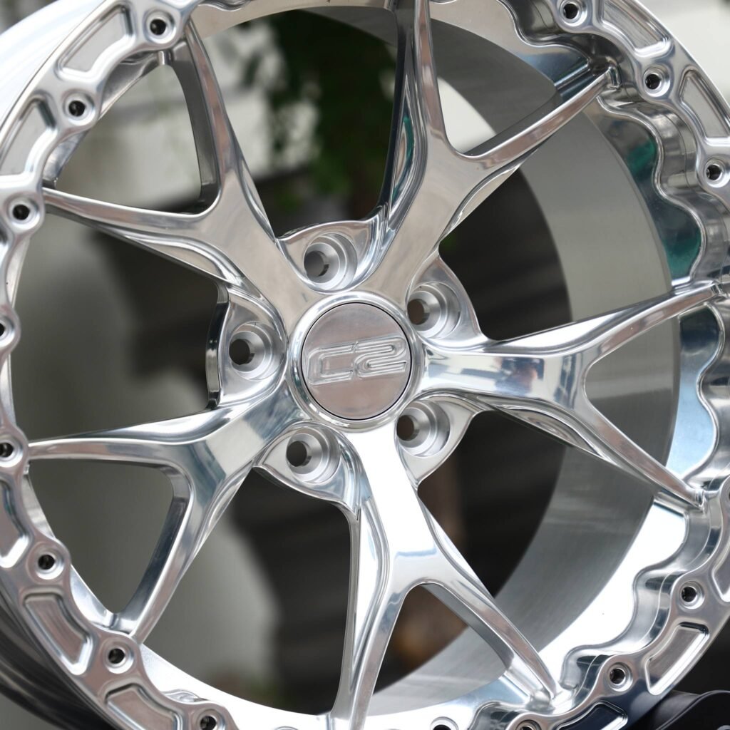 Chevrolet Silverado 1500 wheels – Silver Custom Racing, lip and barrel detail