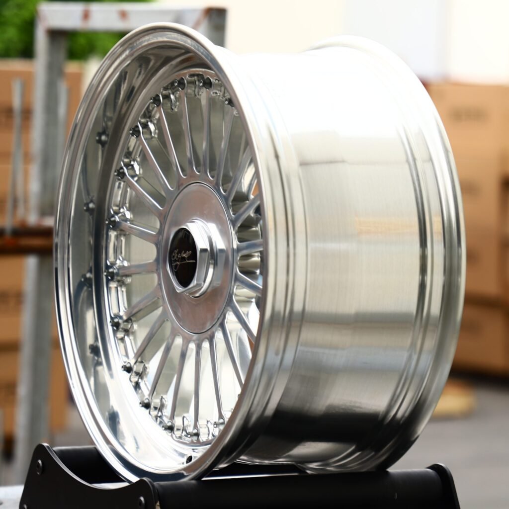 5x112 wheels – Silver Deep Lip, side view