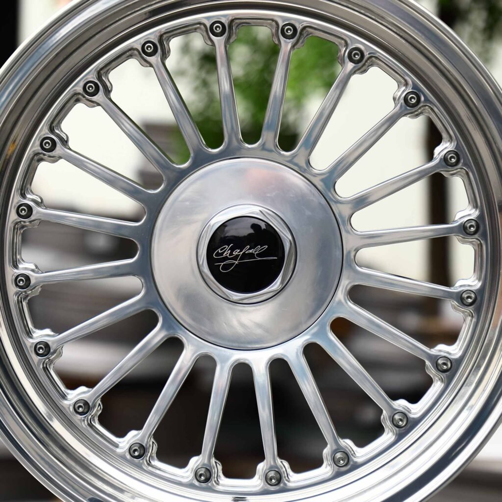 Audi A4 B9 wheels – Silver Deep Lip, lip and barrel detail