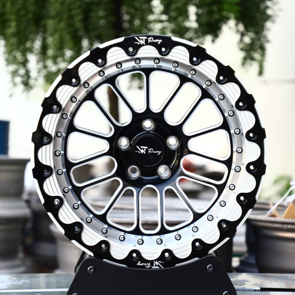 Toyota Tacoma / 4Runner Off-Road Beadlock 6-Lug Truck Racing Forged Wheels – Silver / Gloss Black Custom Racing Truck Racing forged wheel