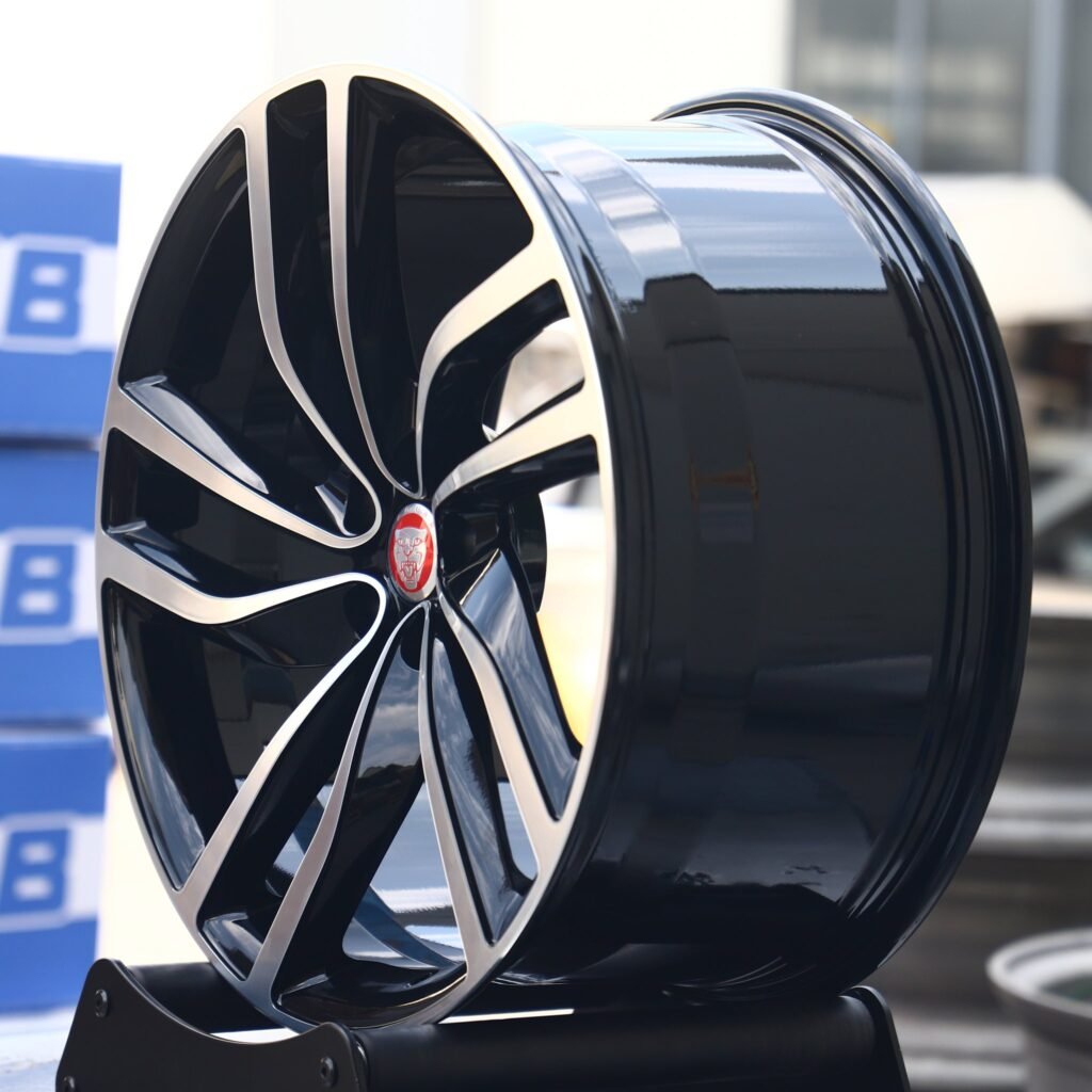 Jaguar XE wheels – Silver / Gloss Black Machined Face (Jaguar OEM-Style), angled view