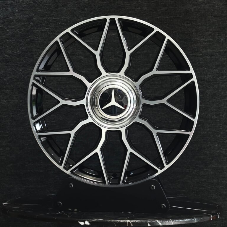 Mercedes-Benz E-Class wheels – Silver / Gloss Black Machined Face, front view