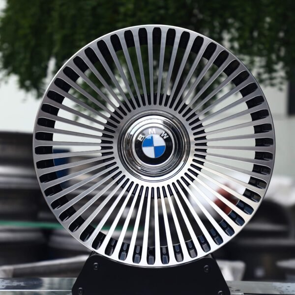 BMW M3 wheels – Brushed Silver Turbine, front view