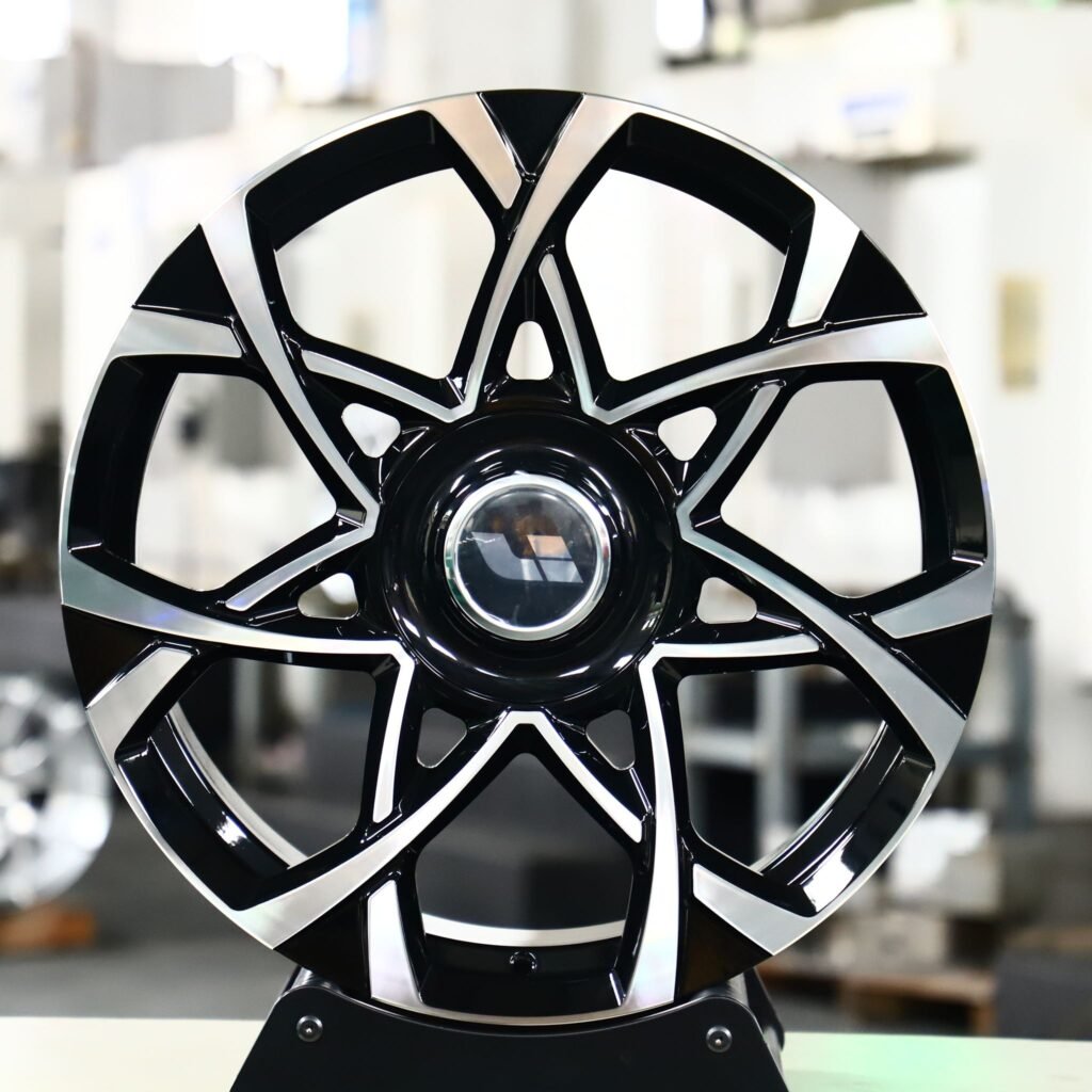 Li Auto L9 wheels – Silver / Gloss Black Split Machined Face, front view