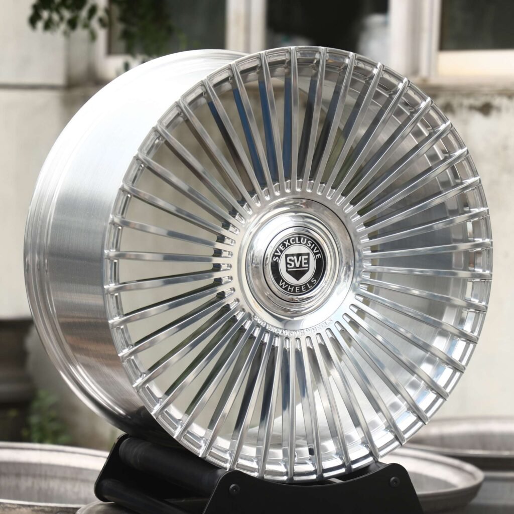 BMW 5 Series wheels – Silver Multi-Spoke (SVE-Style), angled view