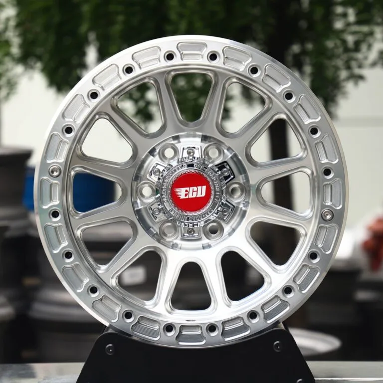 Toyota 4Runner wheels – Silver 12-Spoke, front view