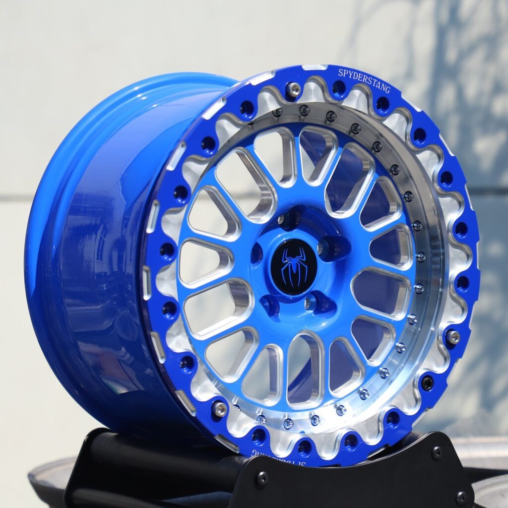6x139.7 wheels – Spyderstang Blue Beadlock, side view