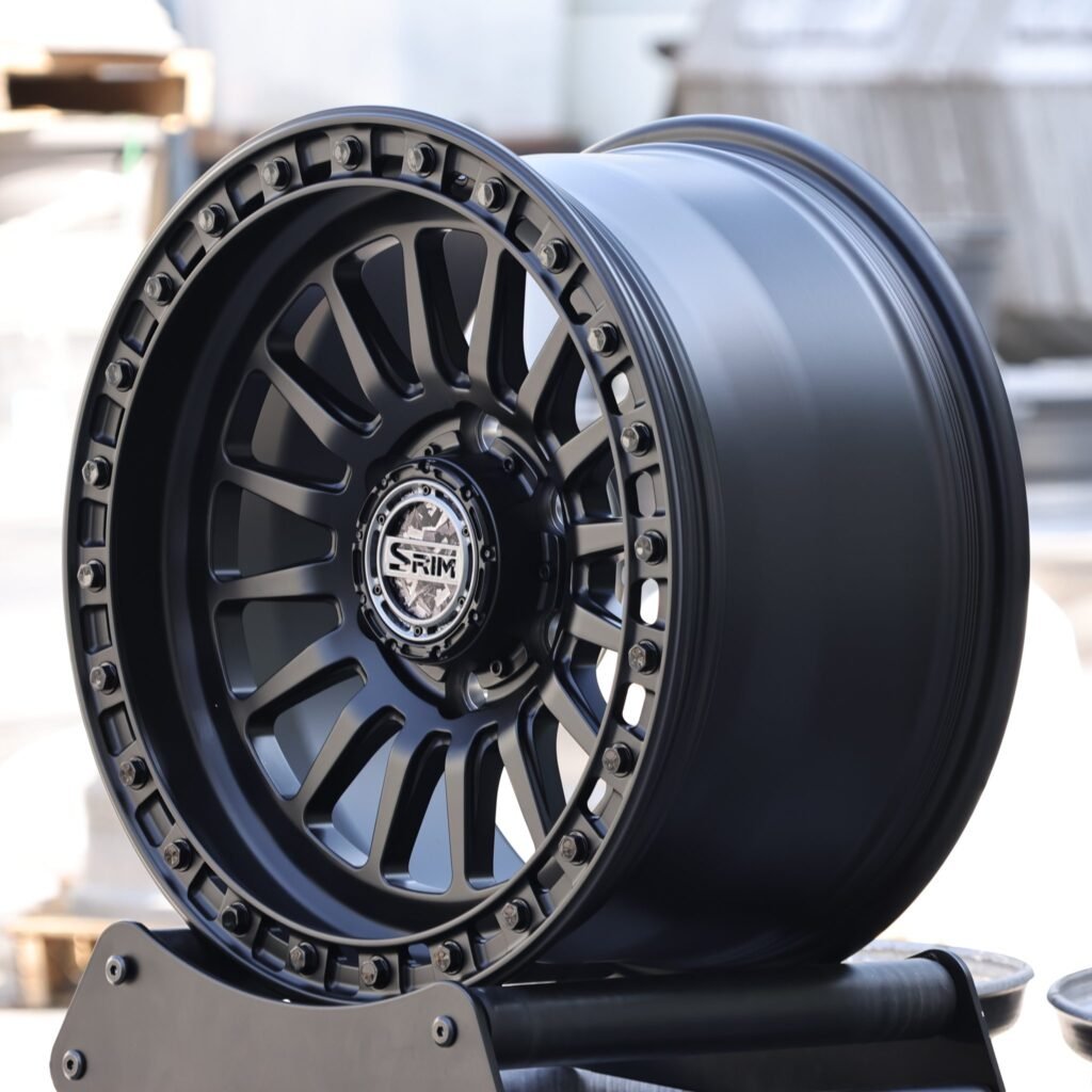 Chevrolet Silverado 1500 wheels – SRIM Custom Finish Exposed Bolt Detail, lip and barrel detail
