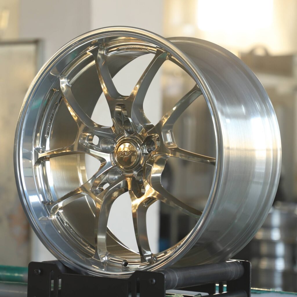 Audi RS5 wheels – SSR Polished Silver 10 Y-Spoke Deep Lip, angled view