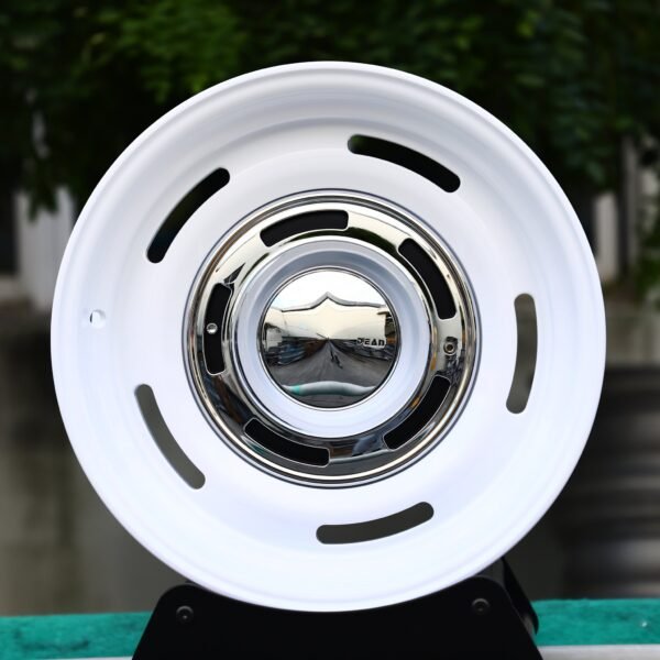 Suzuki Jimny / Land Cruiser Forged Wheels – Gloss White Full-Face, front view