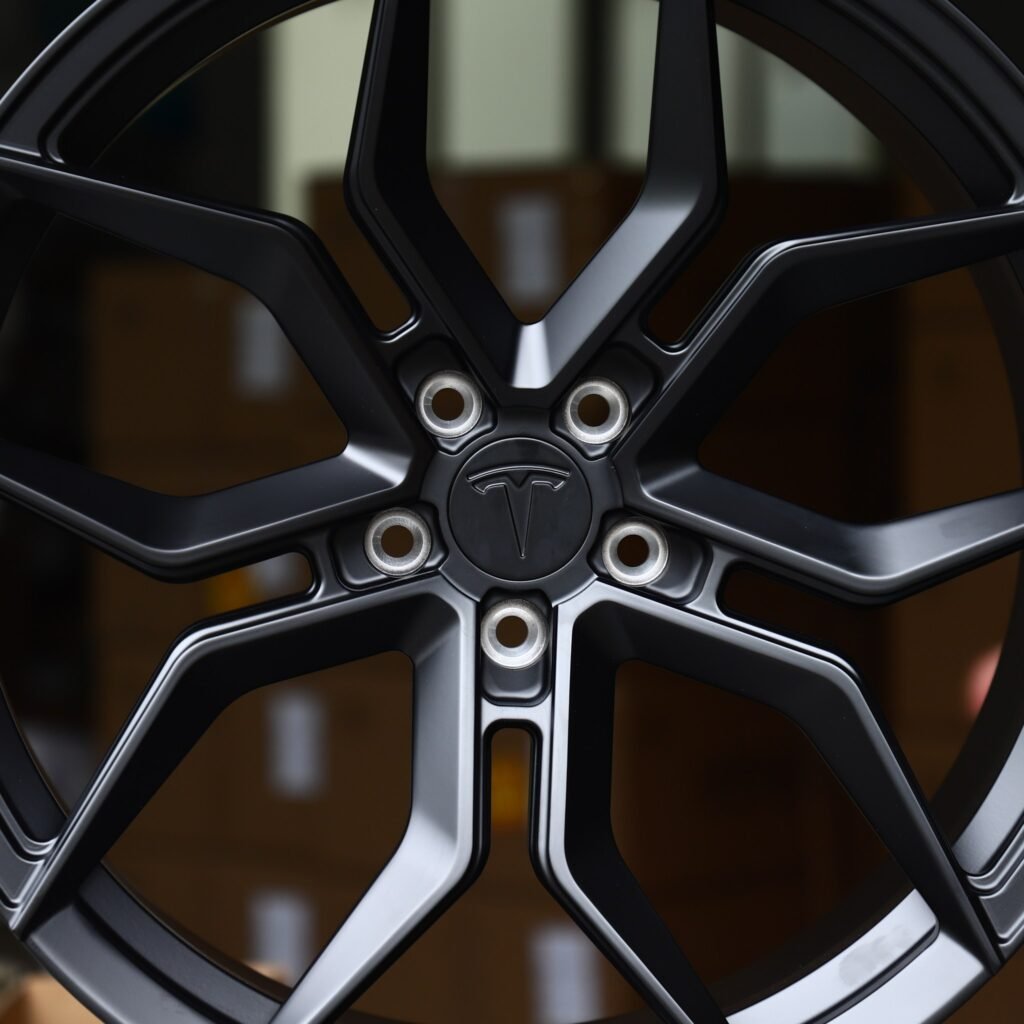 Tesla Model X wheels – Matte Black 5 Y-Spoke (Tesla OEM-Style), lip and barrel detail
