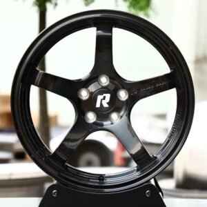 Toyota GR86 / Honda Civic Type R Forged Wheels – Gloss Black Deep Lip