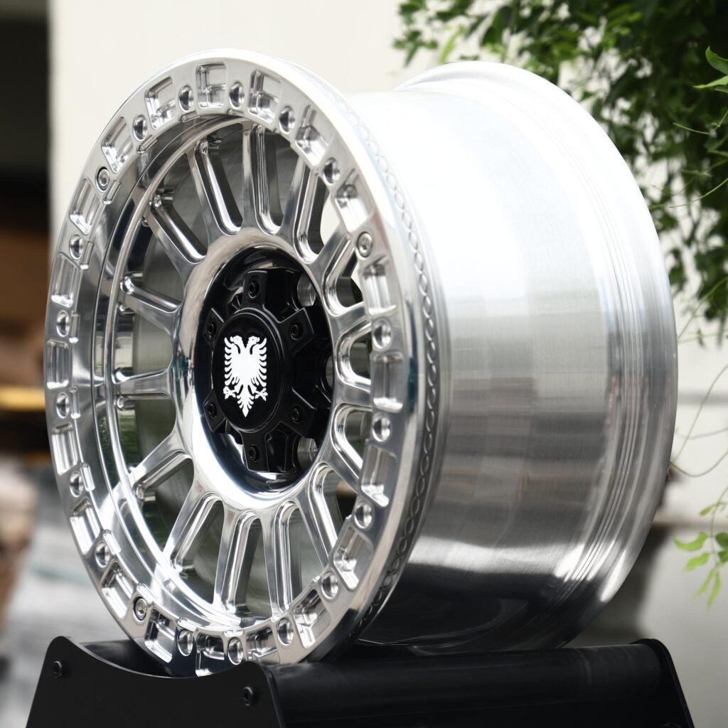 6x139.7 wheels – Mirror Polished 15-Spoke Beadlock, side view
