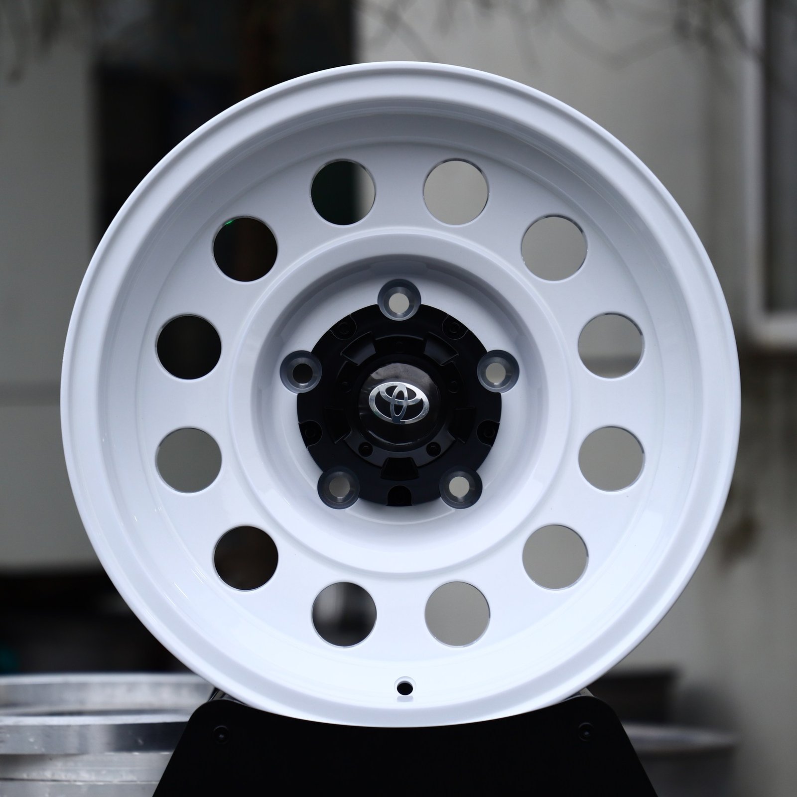 Toyota Tacoma wheels – Gloss White Steelie-Style Dish (Toyota OEM-Style), front view