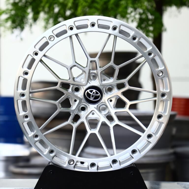 Toyota GR86 wheels – Silver Milled Mesh Beadlock (Toyota OEM-Style), front view
