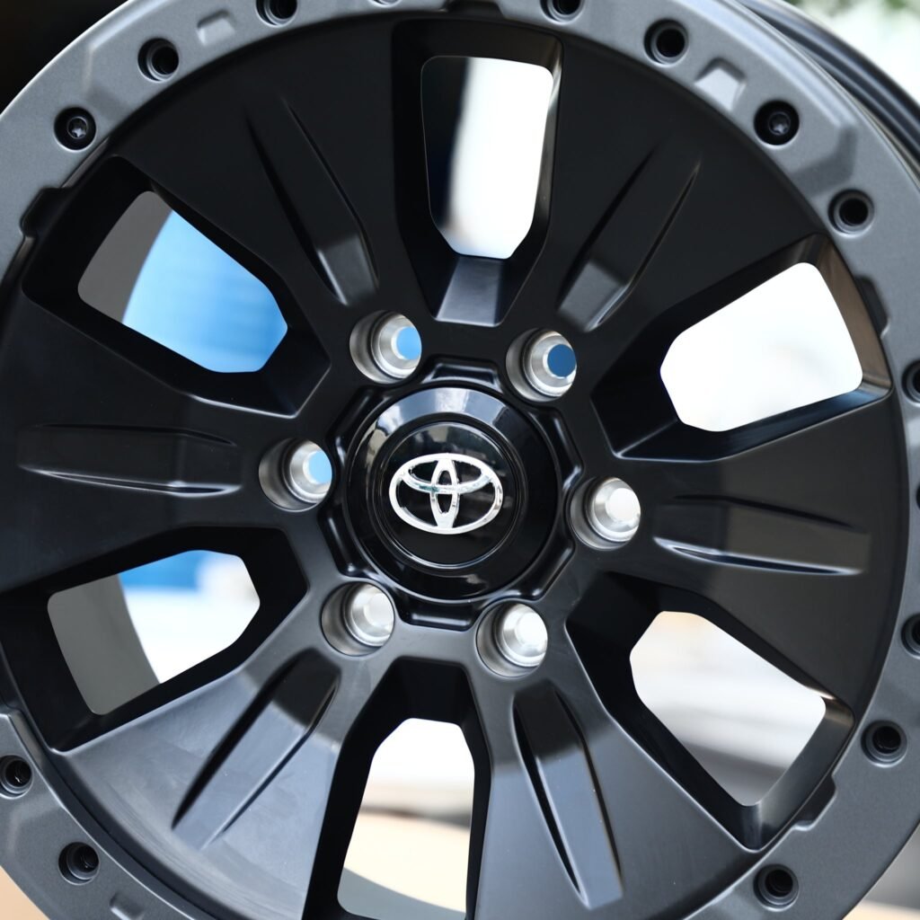Toyota Tundra wheels – Gloss Black / Gray, lip and barrel detail