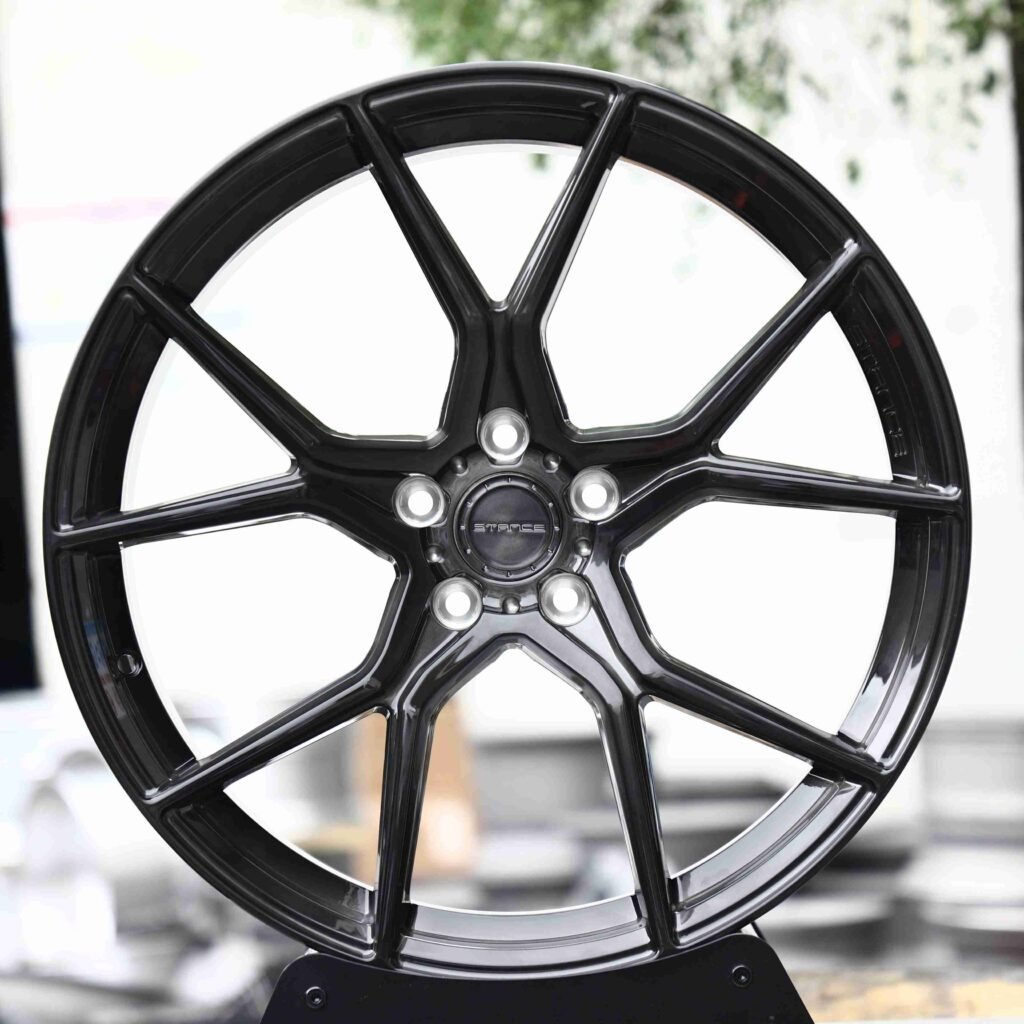 Tesla Model 3 wheels – Transparent Black Petal, front view