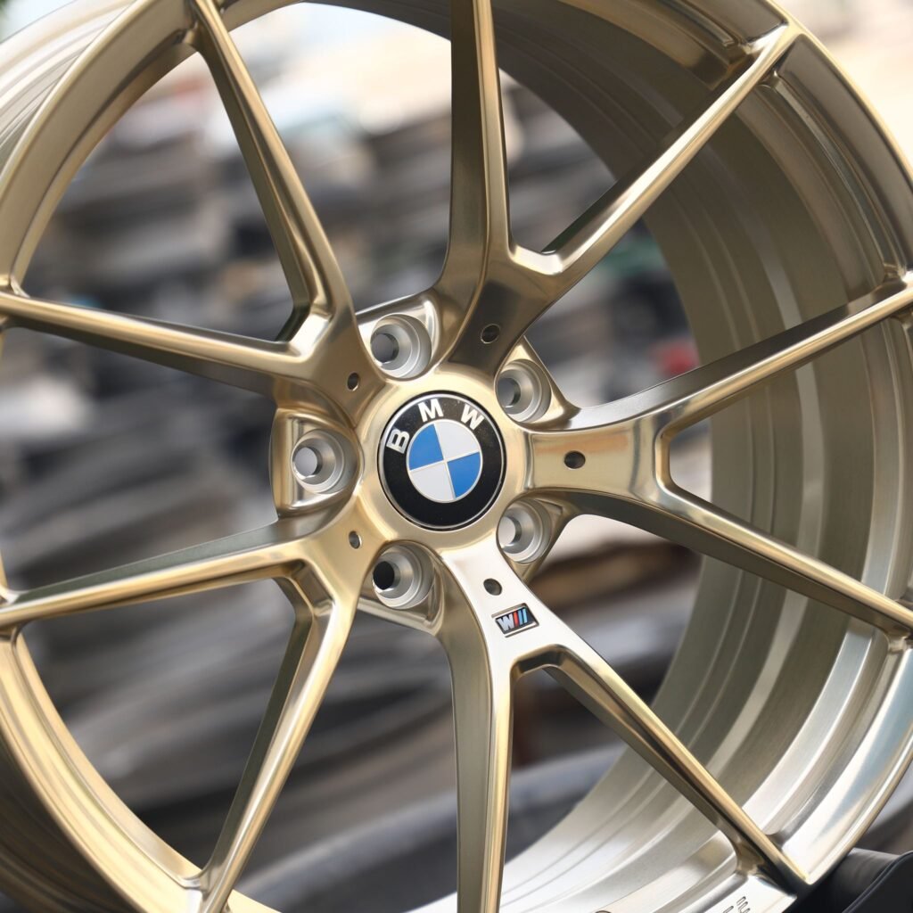 BMW M4 F82 wheels – Transparent Frozen Gold 5 Y-Spoke (BMW Style 763M), lip and barrel detail