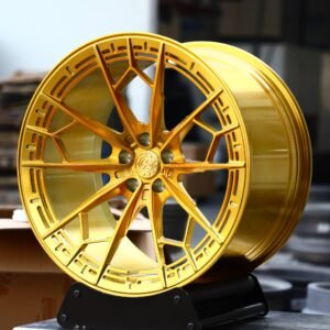 Porsche 911 / BMW M3 Forged Wheels – Gold Mesh Concave