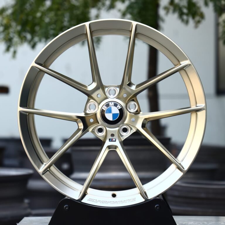Кованые диски на BMW M5 — Кованый диск, в стиле BMW, золотой прозрачный