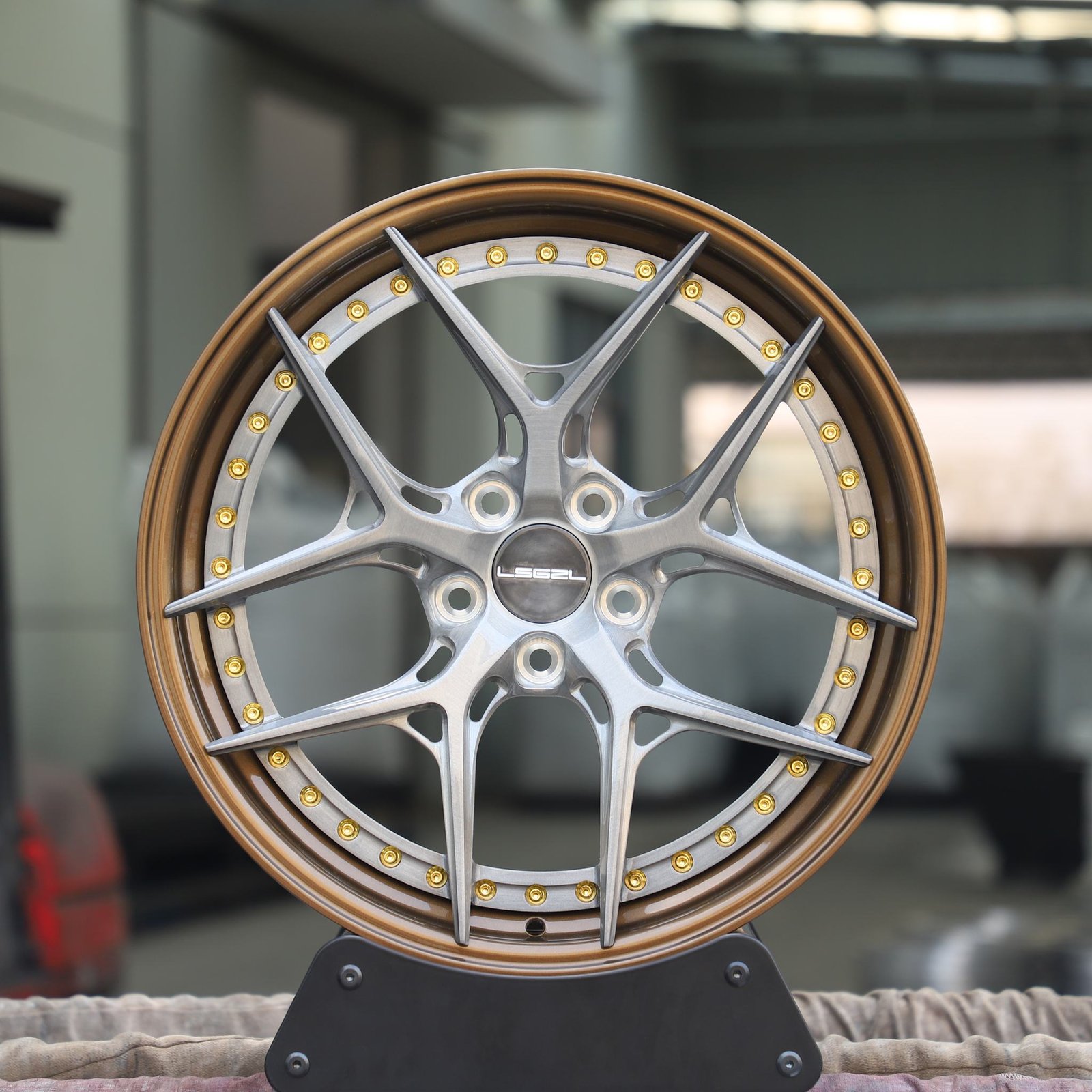 Audi A6 wheels – Transparent Gray / Bronze 2-Piece Brushed, front view